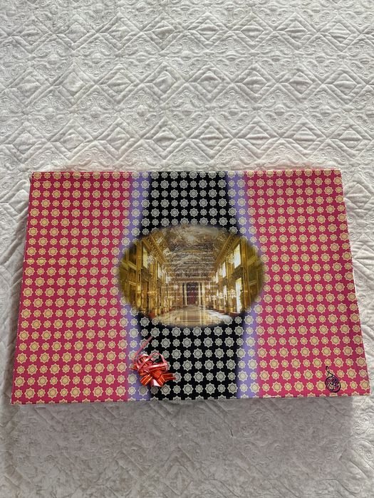 Продается набор подносов.