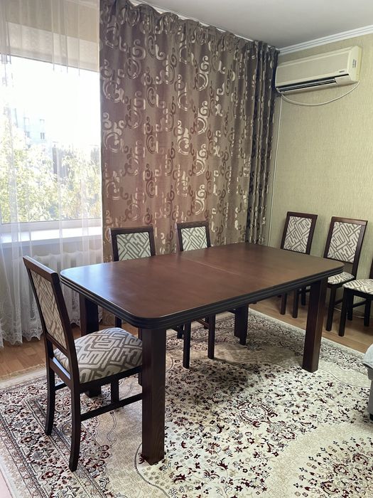 Продам стол и стулья