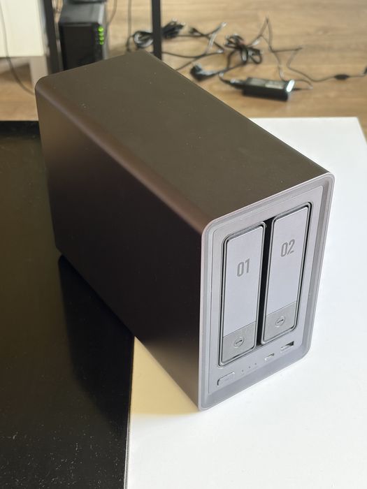 UGREEN DXP2800 NAS + 16GB RAM + 2×2TB Seagate IronWolf + 2×512GB Lexar NM620 NVMe SSD
