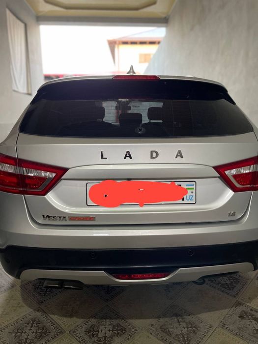 Lada vesta cross
