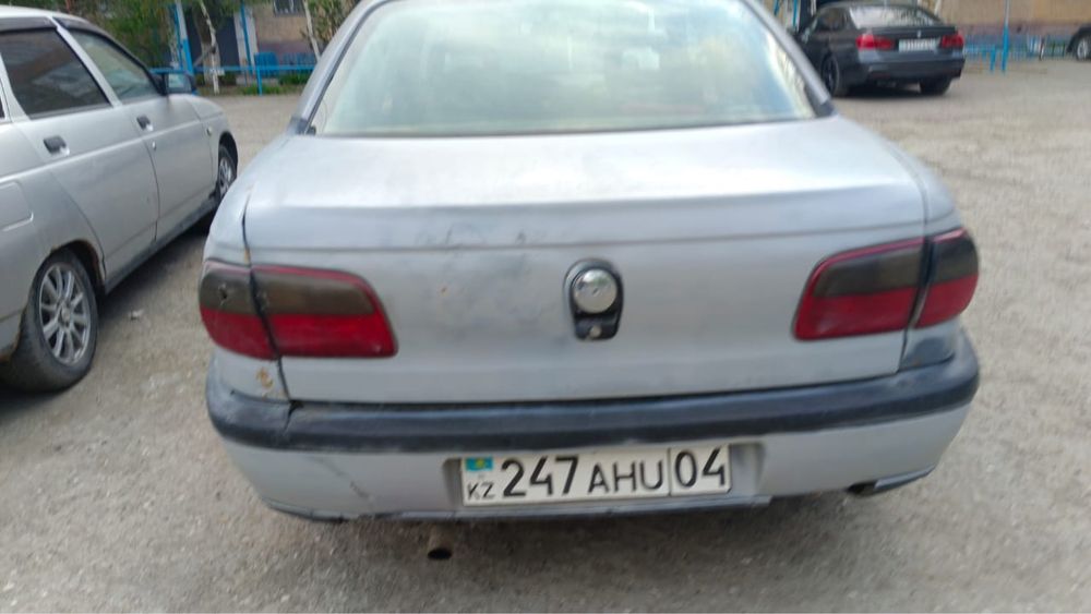 Продам омега 1994 года