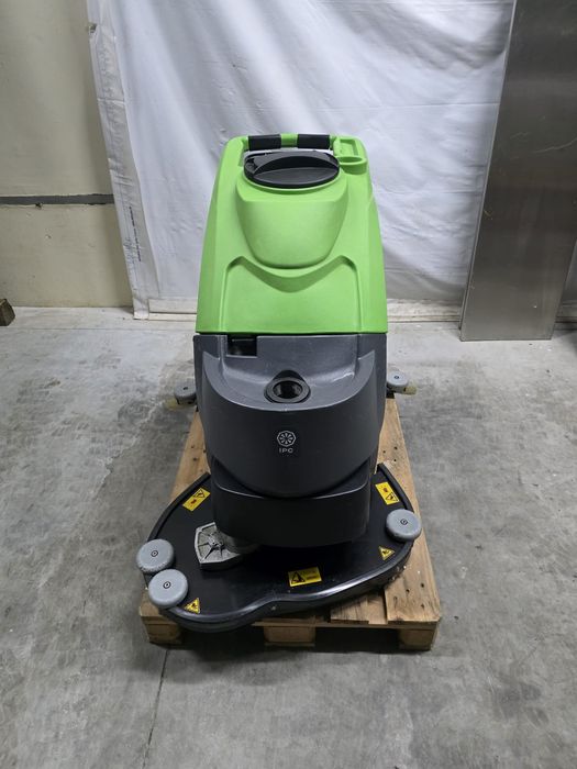 Професионална италианска почистваща машина за под IPC CT70