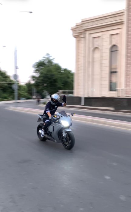 Honda cbr1000rr 2011