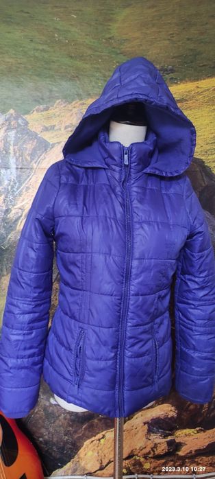 Куртка ветровка на мальчика.