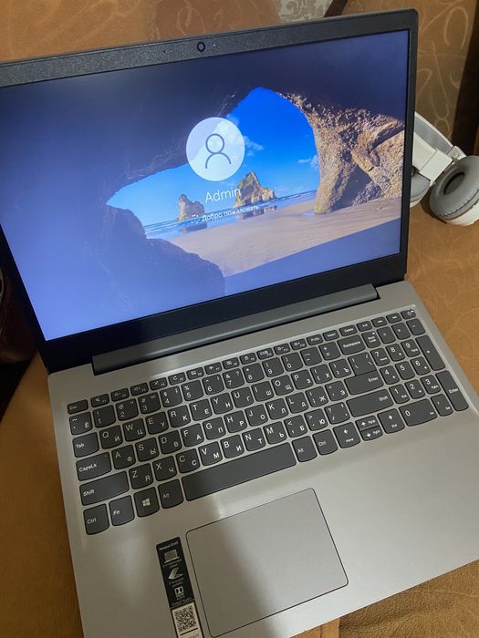 Lenovo AMD сост хорош SSD память