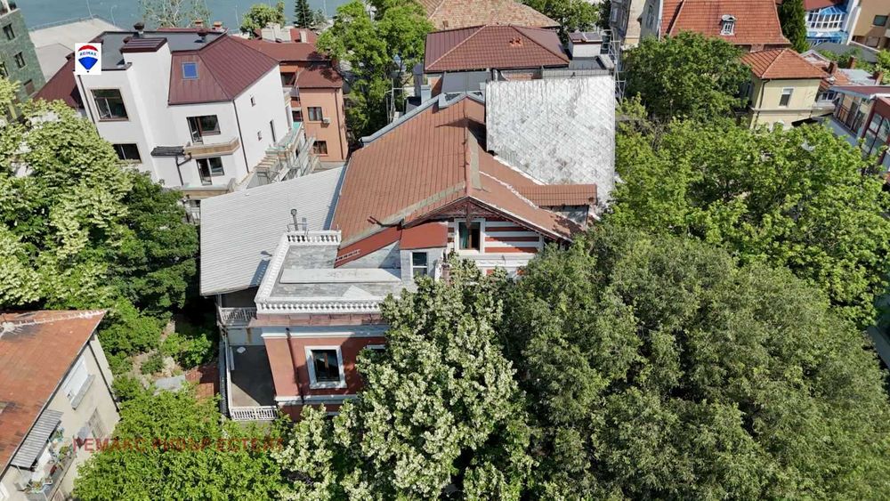 Продава се Промишлена сграда в Русе, Център - 370 кв.м за 6348 €/кв.м - Снимка #3