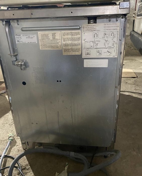 Candi-комбинирана фурна със съдомиална