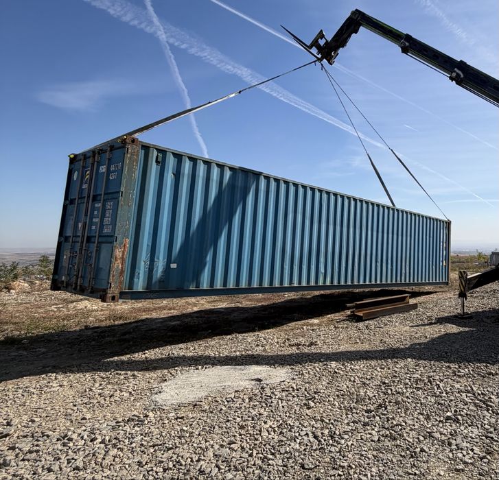 Închiriez container maritim cu teren aferent – depozitare / sediu firmă