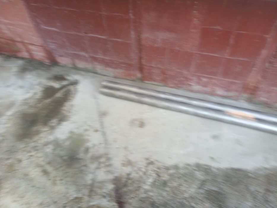 Продам трубы как стойки из нержавейки .