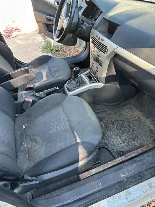 Detailing auto interior+polish exterior+polish faruri