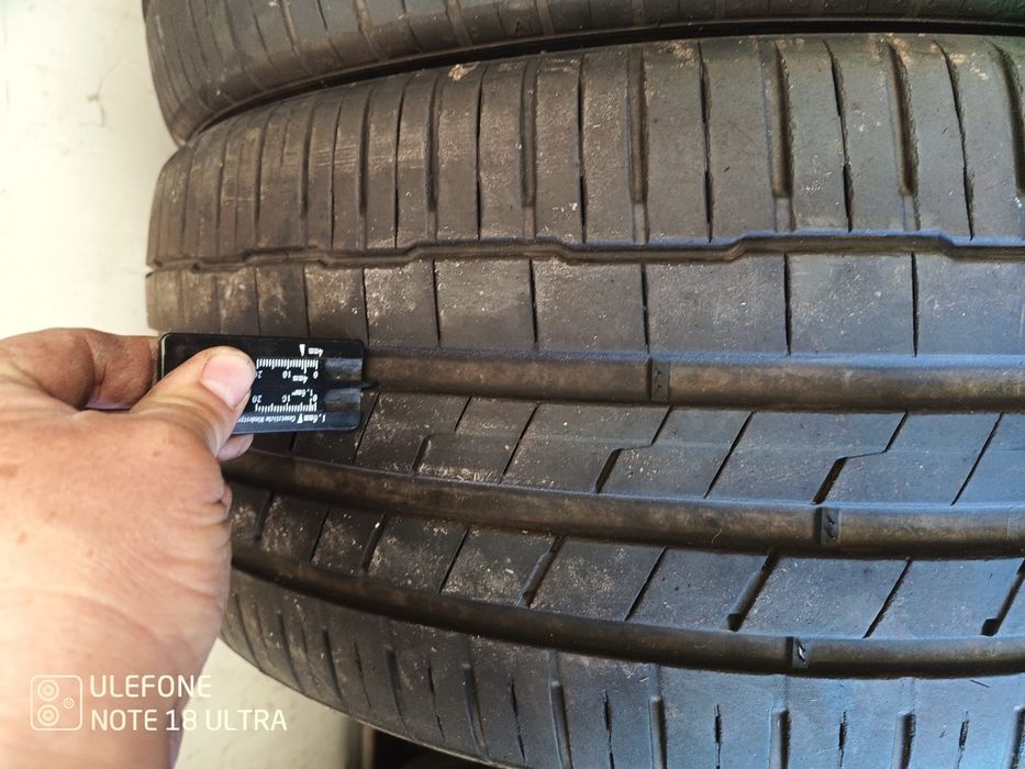 2 броя летни гуми 265/35/22 Hankook