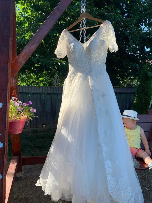 Rochie de mireasa cu trena