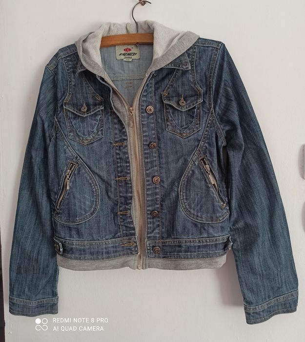 Geaca de blugi in perfecta stare nr XL