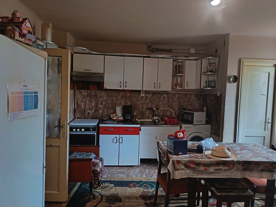 Vand apartament 2 camere etaj 1