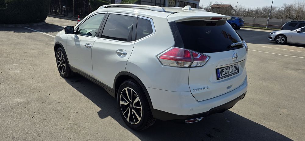 NISSAN X-TRAIL an 2015 EXTRA FULL, Automat, ALB PERLAT, adus Germania