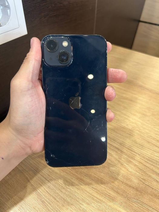 iphone 13 с каропкои