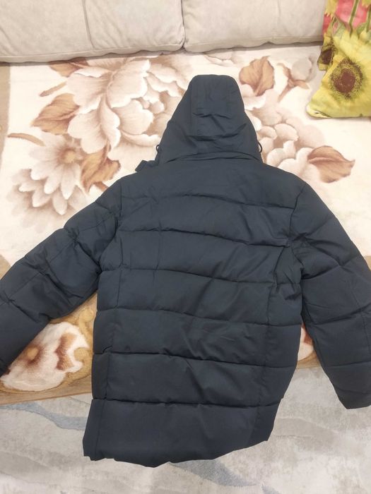 Продам мужской пуховик