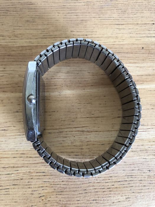 ръчен часовник модел JAPONA и други