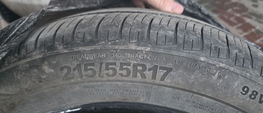 Шины летние 215/55/17