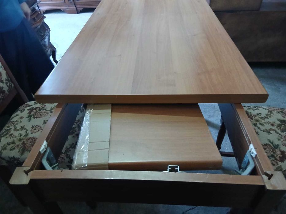 Mese de Bucatarie ... si nu numai