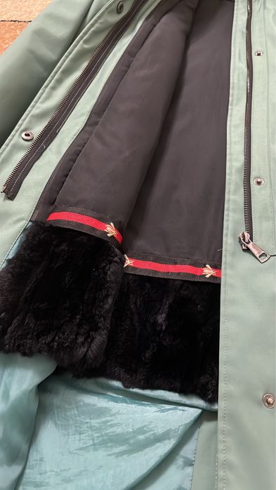 Продам женскую парку