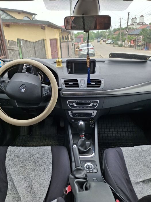 RENAULT Megane 2013 — imagine 3