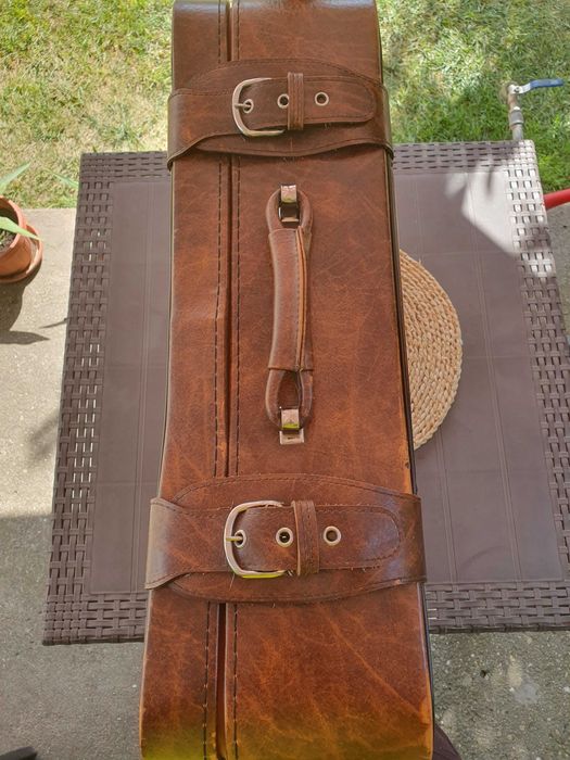 Кожен куфар 1963