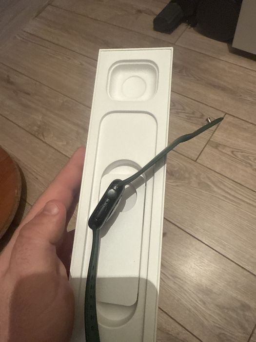 Часы эпл вотч 7 серии