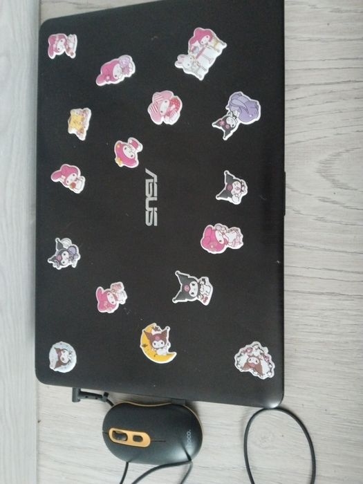 Нодбук ASUS.          10