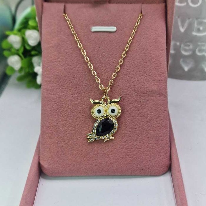 Сребристи дамски колиета