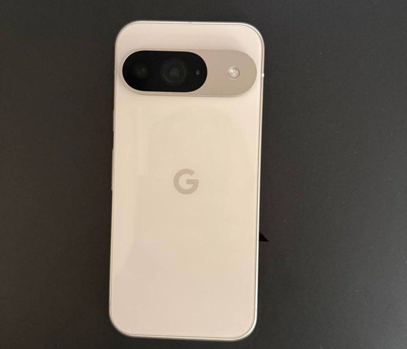 Google pixel 9 smartphone