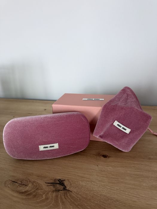 Дамски очила Miu Miu.