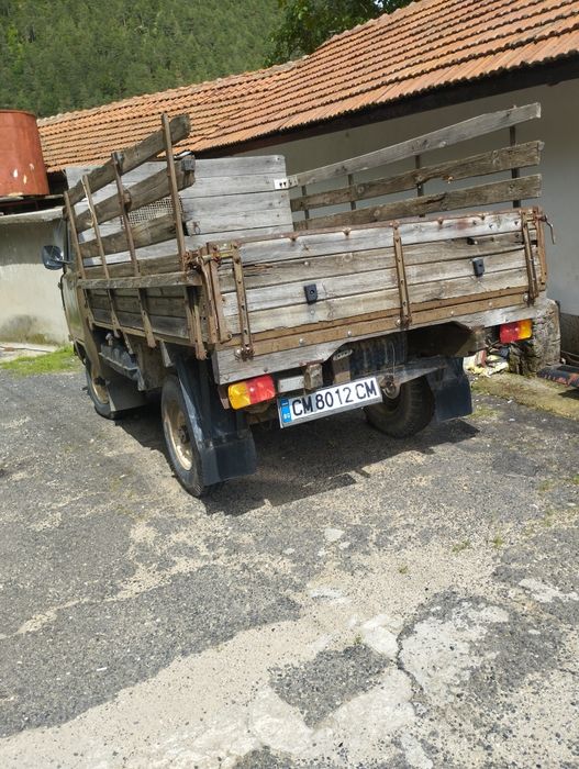 Продавам уаз в добро състояние
