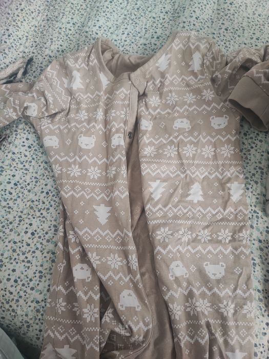 Lot haine copil - DOAR prin curier trimit