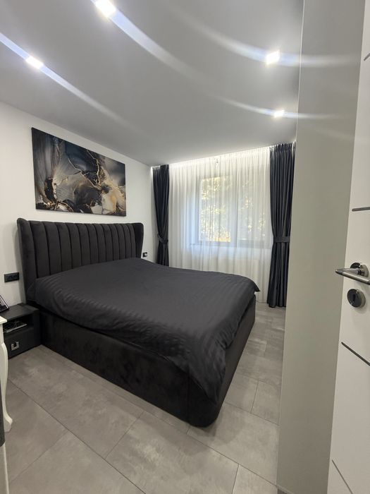 Apartament ultracentral , 3 camere , decomandat