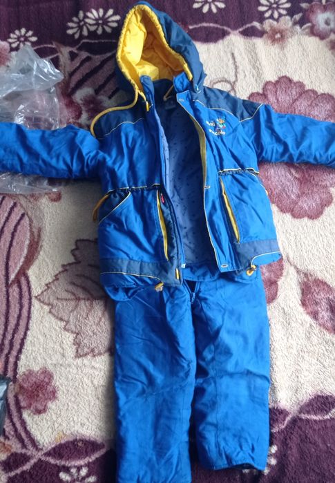 Отдам бесплатно зимний костюм на мальчика