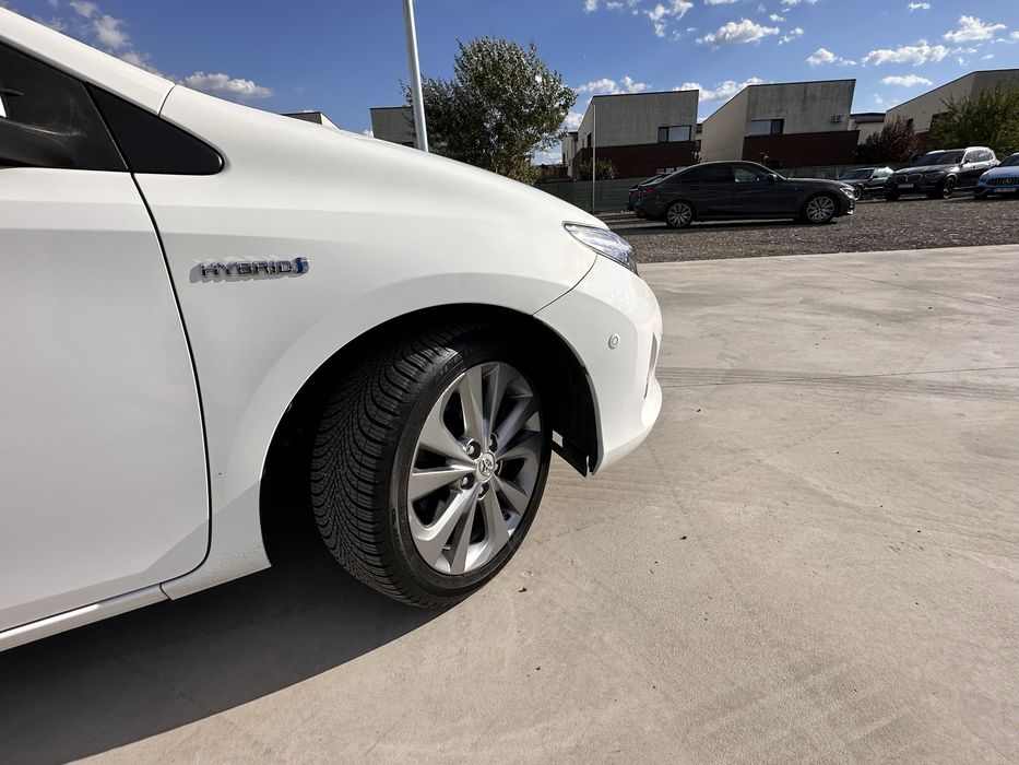 Toyota Auris 1.8 Hybrid Automata