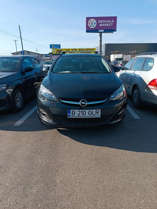 Opel Astra J Sports Tourer 1.6 CDTI 136 CP • Euro 6 • Infinity Sound •