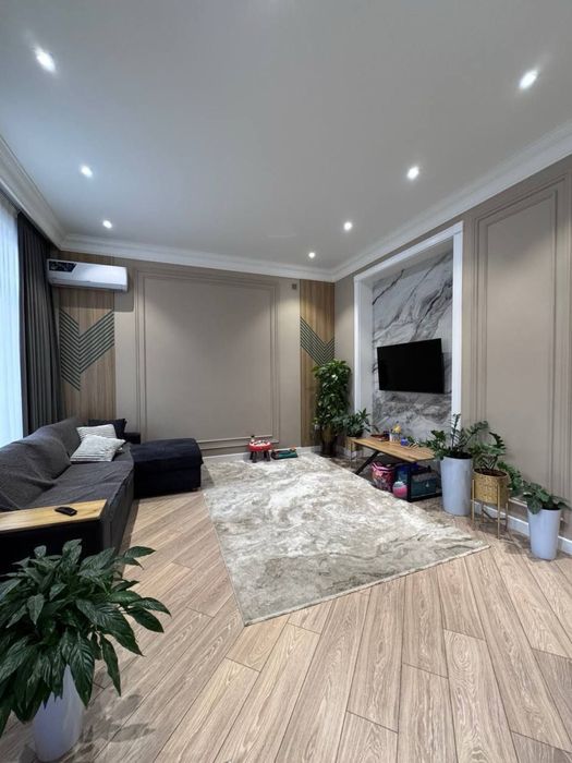 2,7 сотокли 2 қаватли ховли кулолда сотилади