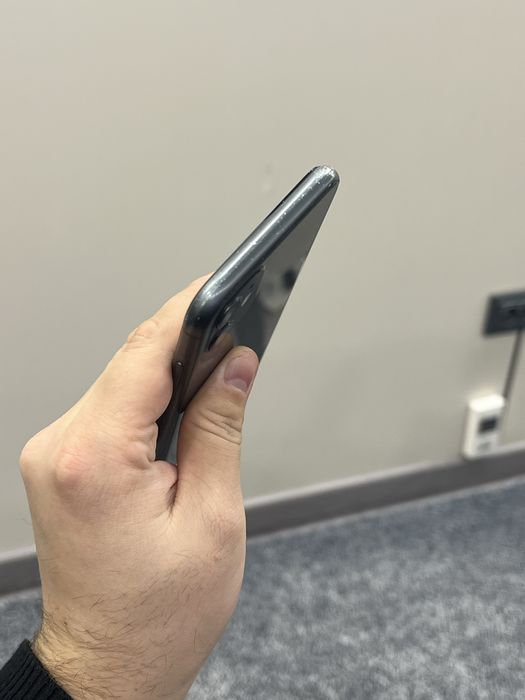 Iphone 11 64GB black karobka bor