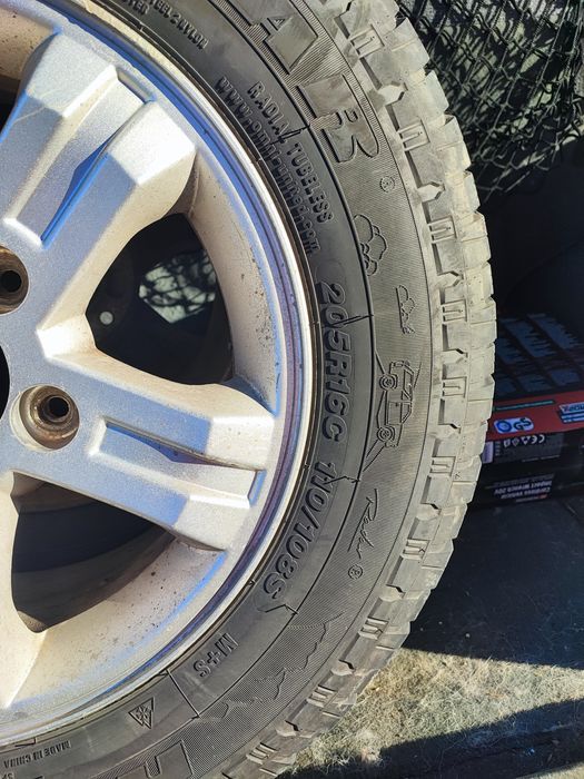 Гуми Radar Renegade AT 5 205/80/16