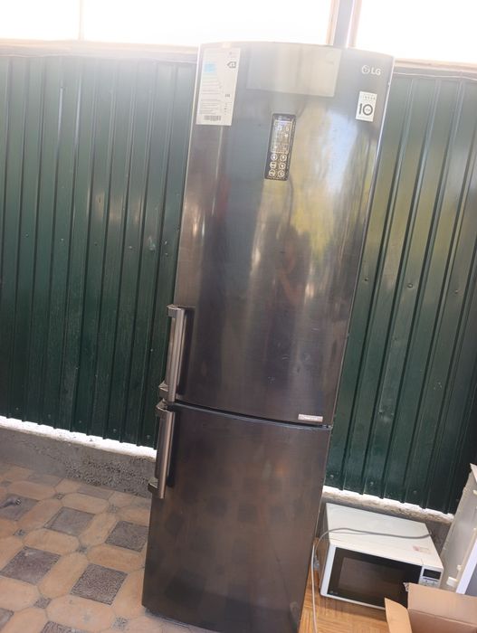 Продам холодильник lg