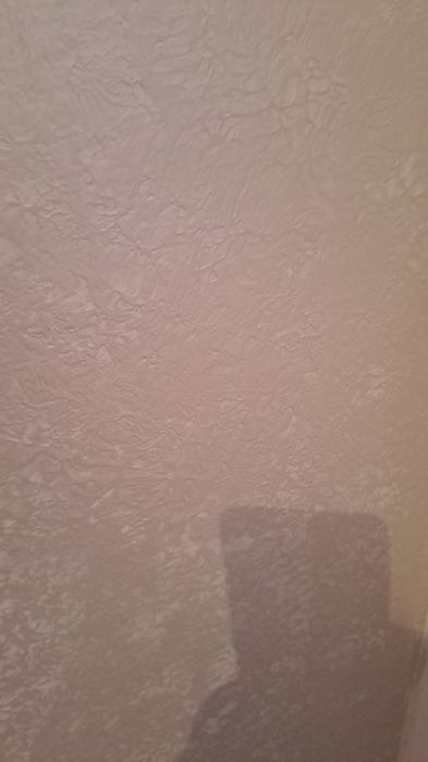 поклейка обоев. Покраска стен