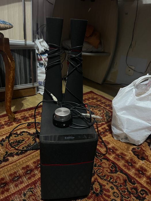 Мультимедийная акустическая система Edifier M3200 формата 2.1.