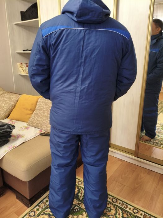 Продам зимнюю спецодежду