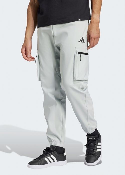 Adidas City Escape Premium ОРИГИНАЛЕН мъжки екип/горнище и долнище M/L