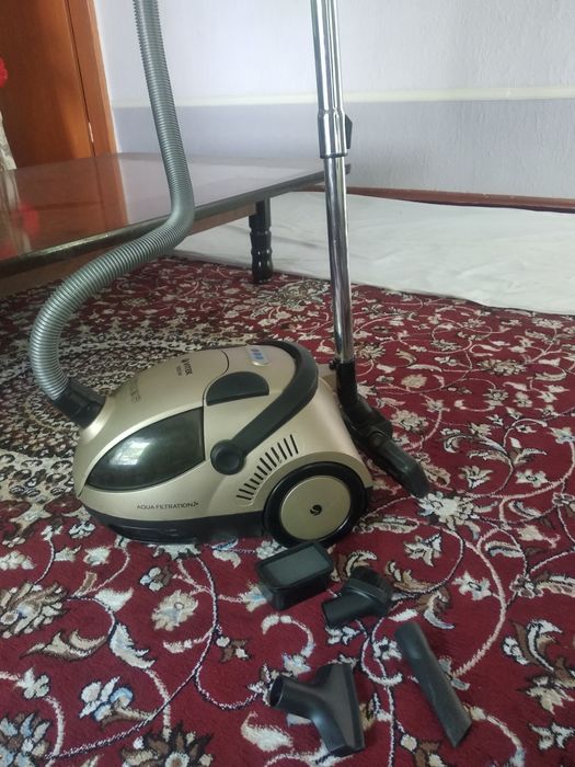 Pilesos sotiladi idishli vitek