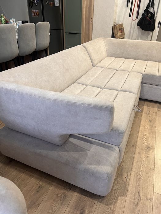 Продам Диван, после химчистки