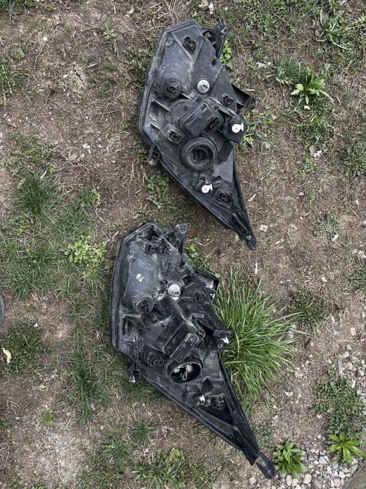 Chevrolet cobalt правая фара