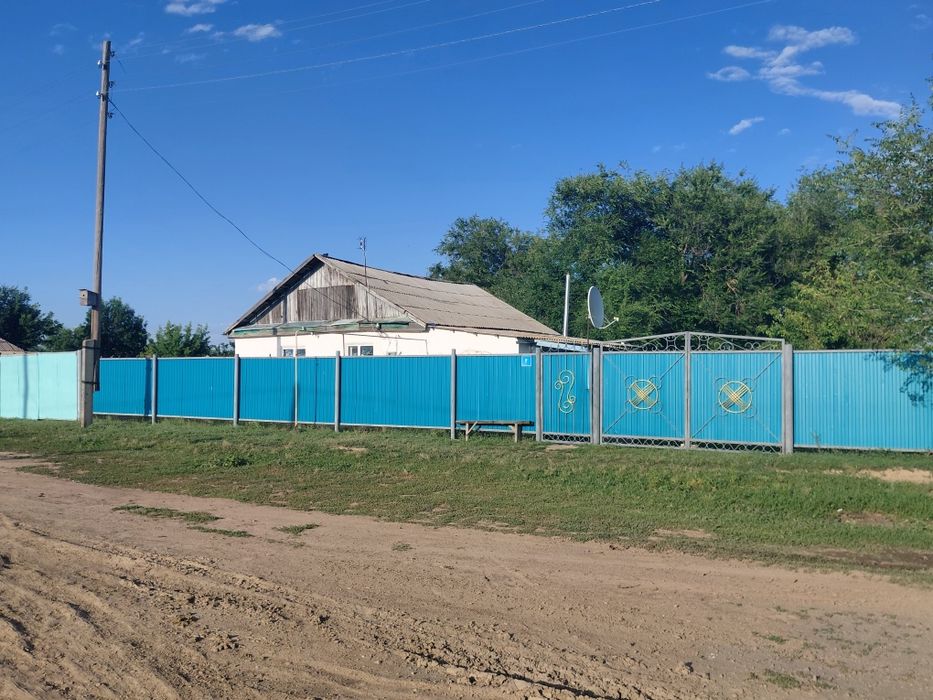 Дом 18сот с сараи